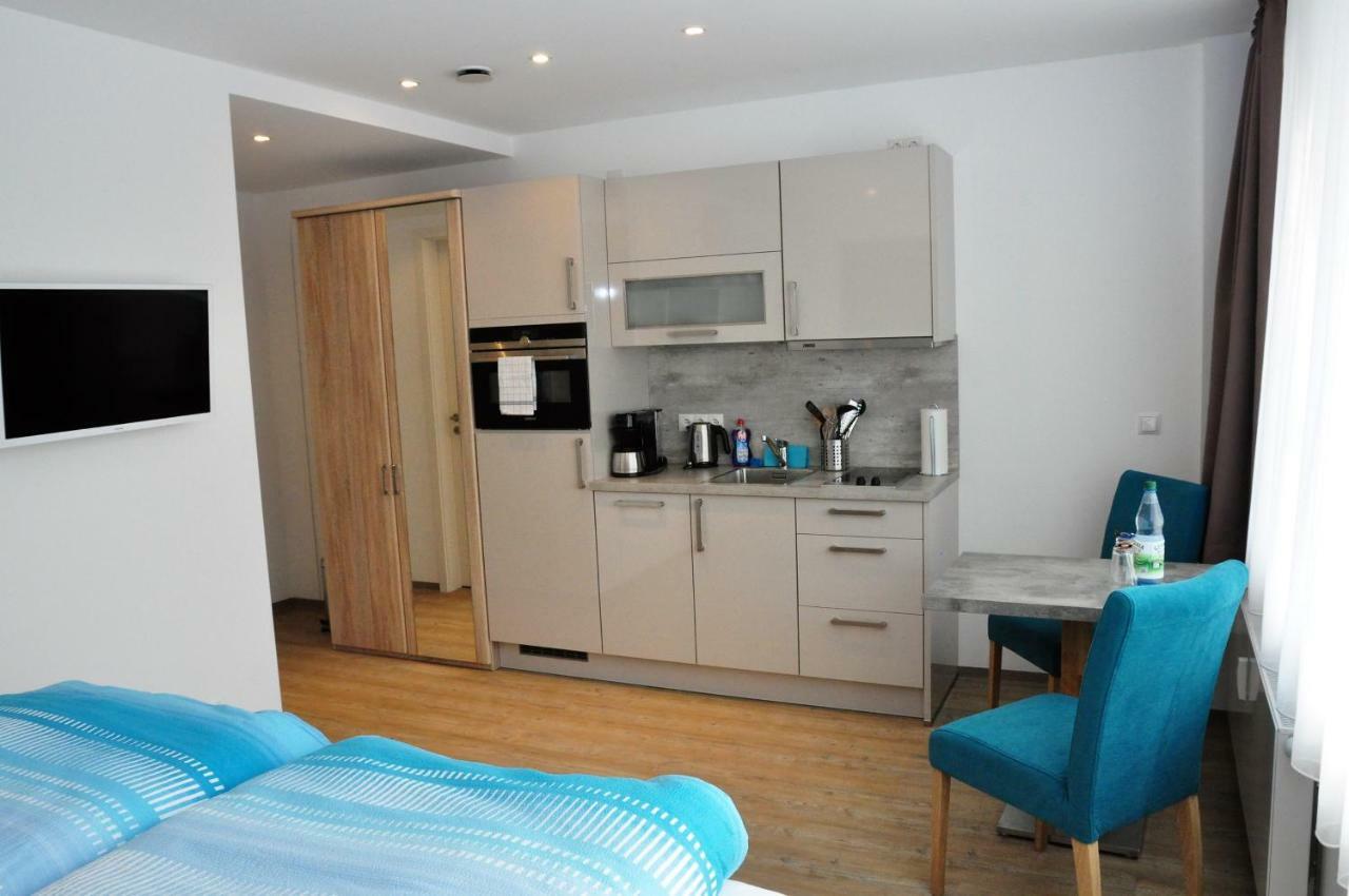 Kriftel Apartments Am Freizeitpark מראה חיצוני תמונה