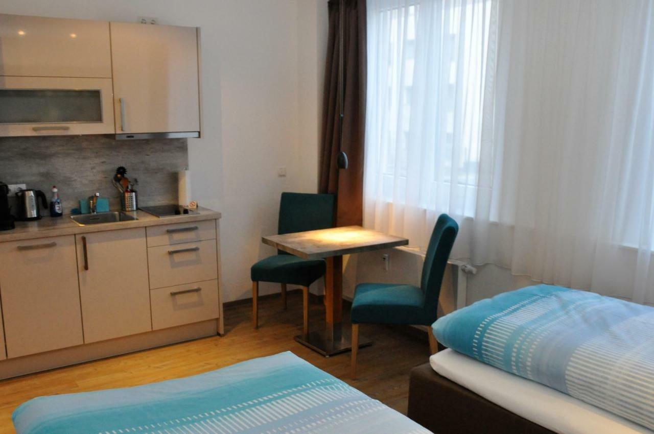 Kriftel Apartments Am Freizeitpark מראה חיצוני תמונה
